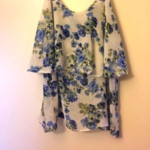 Forever 21 Floral Pattern Top